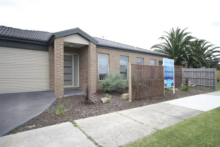 1 Flora Road, Mount Martha VIC 3934
