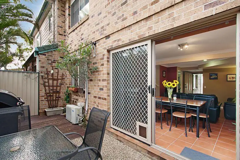 Main view of Homely unit listing, 2/14 Twenty Sixth Avenue, Palm Beach QLD 4221