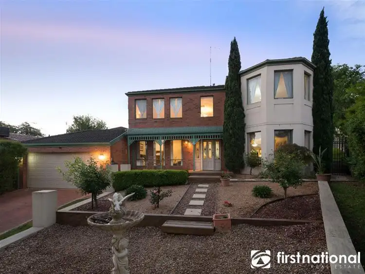 11 Gavinton Place, Berwick VIC 3806
