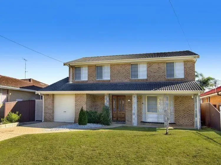 15 Arunta Avenue