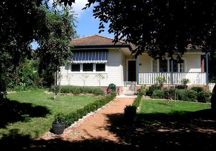 9 Amaroo Place, Yass NSW 2582