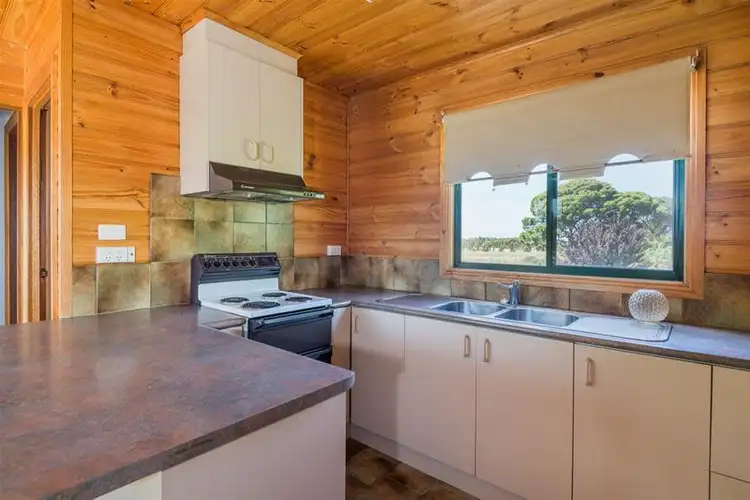 Fifth view of Homely house listing, 945 Princes Freeway, Lara VIC 3212