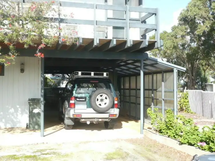 Fifth view of Homely house listing, 2 NAIRN STREET, LEEMAN, Leeman WA 6514