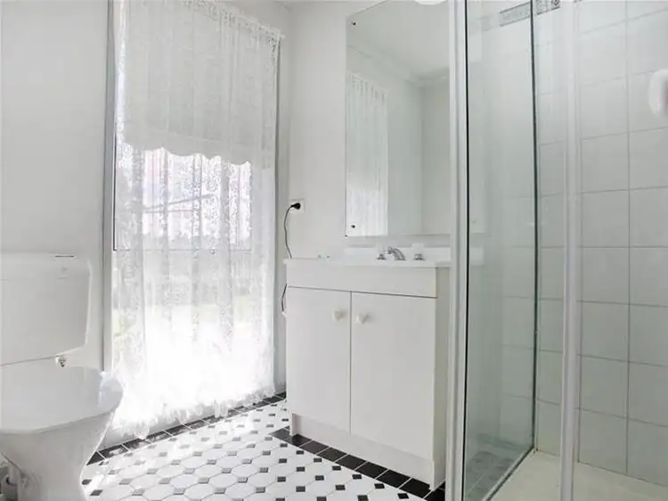 Sixth view of Homely house listing, 8 Spyglass Court, Sunbury VIC 3429