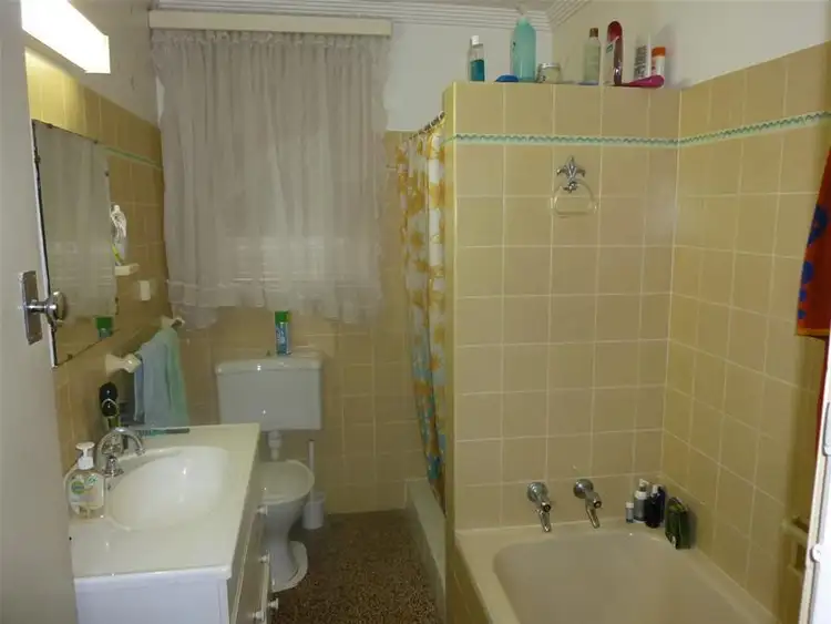 Fourth view of Homely apartment listing, 16/76 Parkway Avenue, Cooks Hill NSW 2300