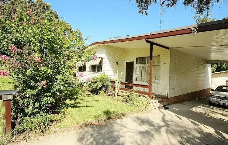 19 Pinaroo Road, Gwandalan NSW 2259