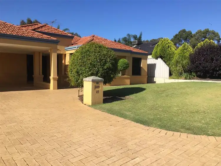 27 Greenough  Court, Jane Brook WA 6056