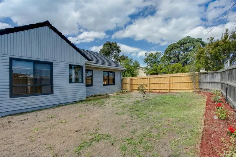 Main view of Homely house listing, 1/24 Eramosa Road West, Somerville VIC 3912