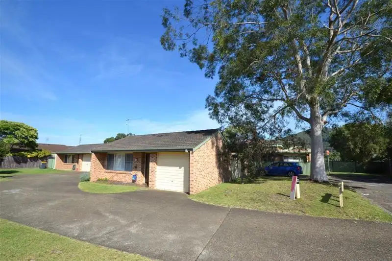 Main view of Homely villa listing, 9/9 Mountain View Place, Shoalhaven Heads NSW 2535