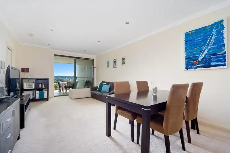 Main view of Homely unit listing, 11/31-35 Delmar Parade, Dee Why NSW 2099