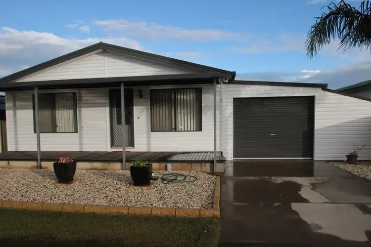 Second view of Homely house listing, 5 Savannah Street, Cobram VIC 3644
