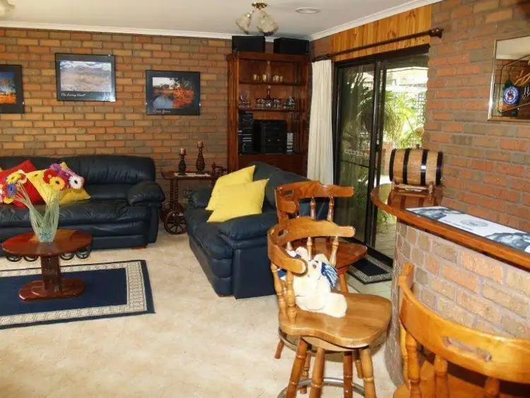 Seventh view of Homely house listing, 2 Holmes Court, Numurkah VIC 3636