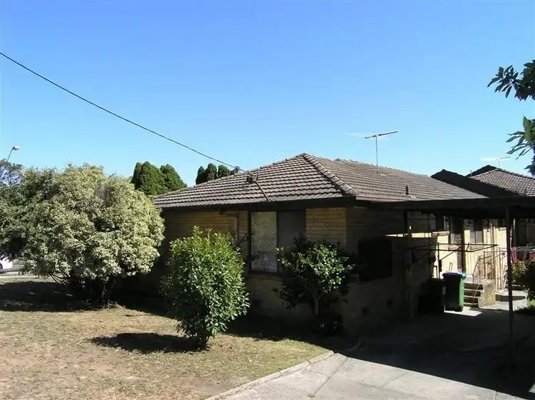 1/3 Bedford Road, Ringwood VIC 3134