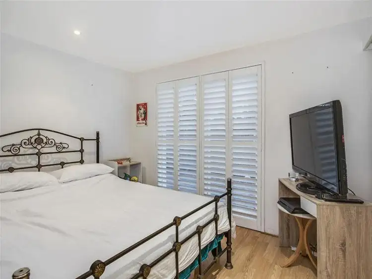 Fifth view of Homely apartment listing, 3/42 Ocean Street, Narrabeen NSW 2101