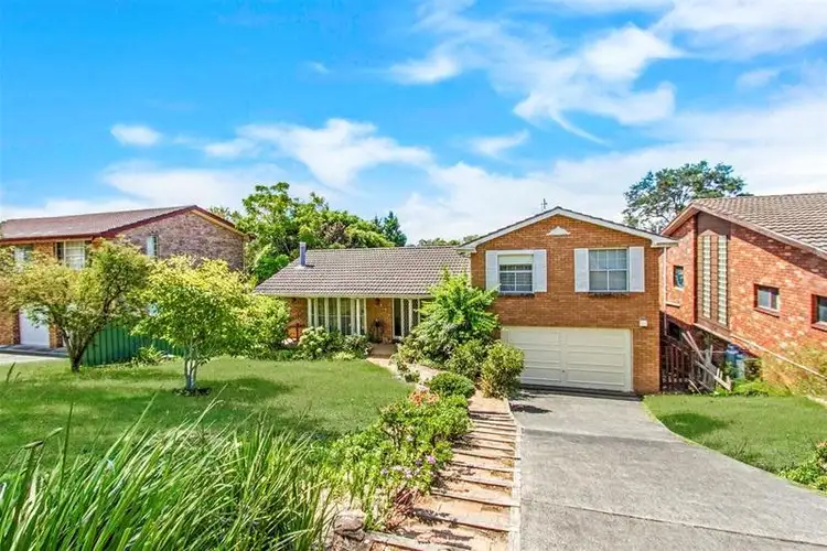 10 Marilyn Crescent, Tumbi Umbi NSW 2261