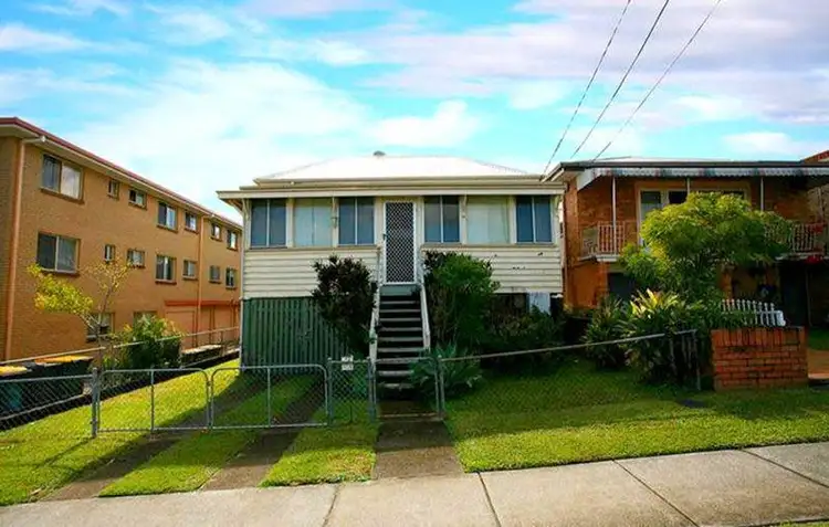 20 Vine Street, Greenslopes QLD 4120