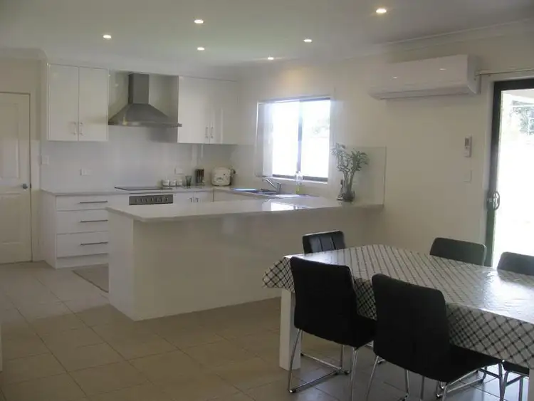 Fifth view of Homely house listing, 8 Brealey Place, Naracoorte SA 5271