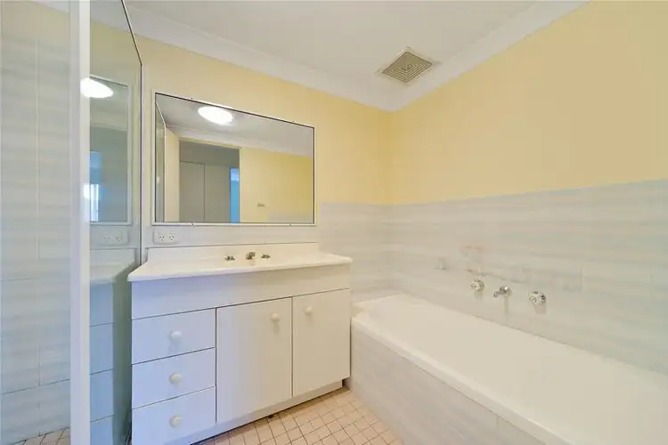 Fourth view of Homely unit listing, 5/5 Clarence Avenue, Dee Why NSW 2099