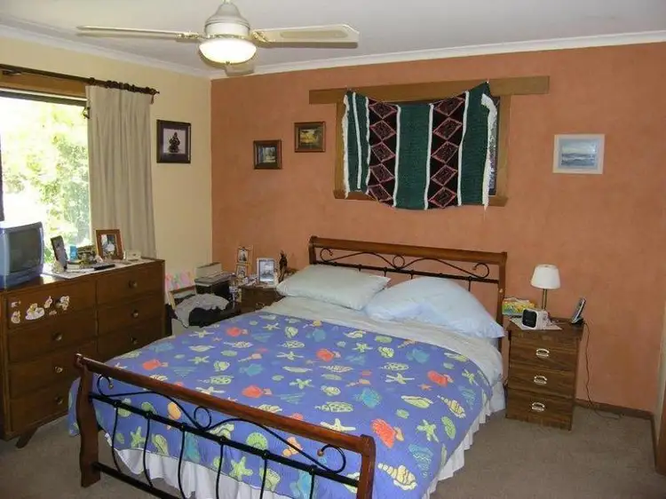 Fifth view of Homely house listing, 5 Martley Street, Porepunkah VIC 3740