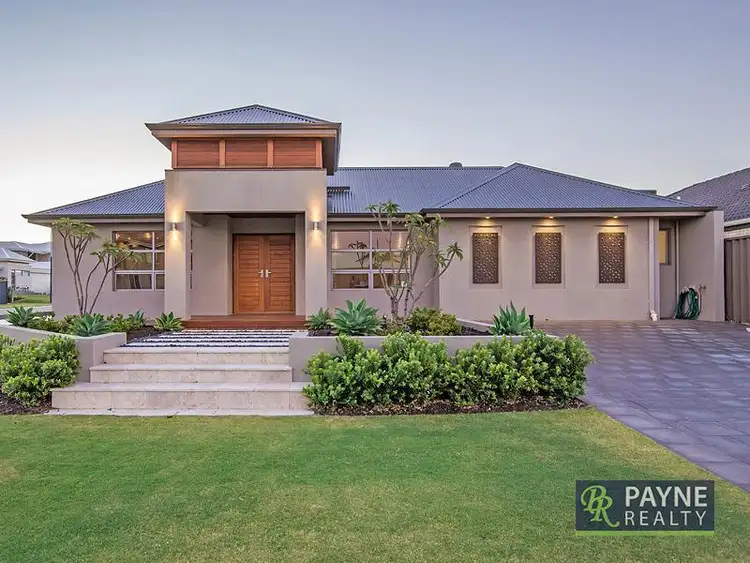 2 Shivery Fairway, Secret Harbour WA 6173