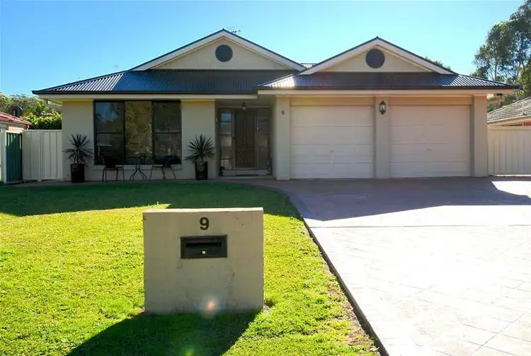 9 Carson Crescent, Callala Bay NSW 2540
