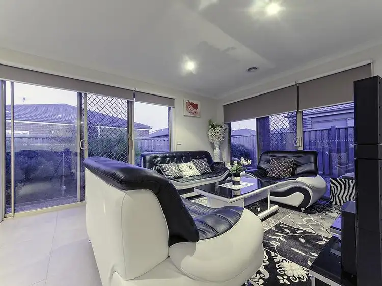 Sixth view of Homely house listing, 9 Plume Place, Point Cook VIC 3030