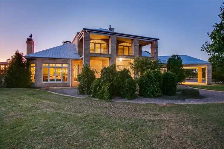 90 Grant Road, Somerville VIC 3912