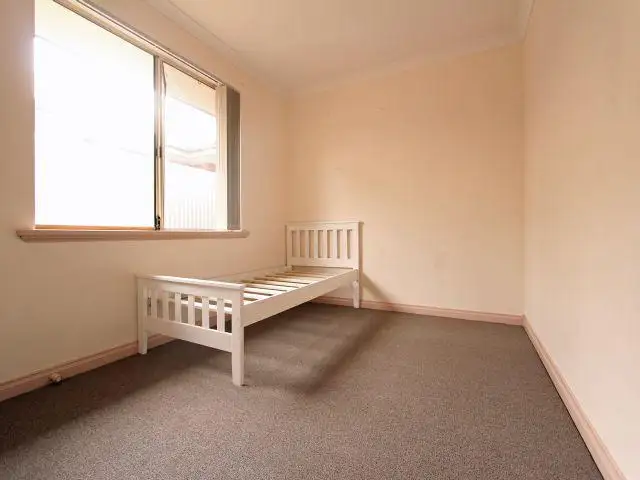 Sixth view of Homely semi-detached listing, 4B Steel Place, Boulder WA 6432