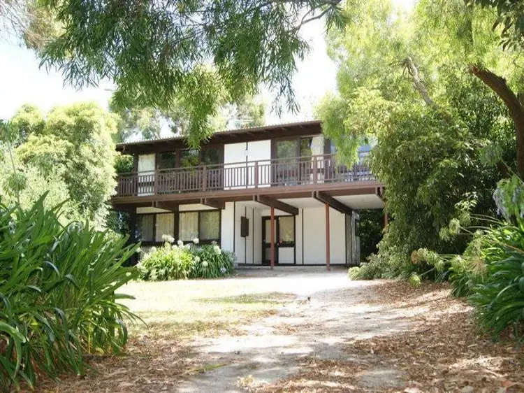 27 Venus Street, Inverloch VIC 3996