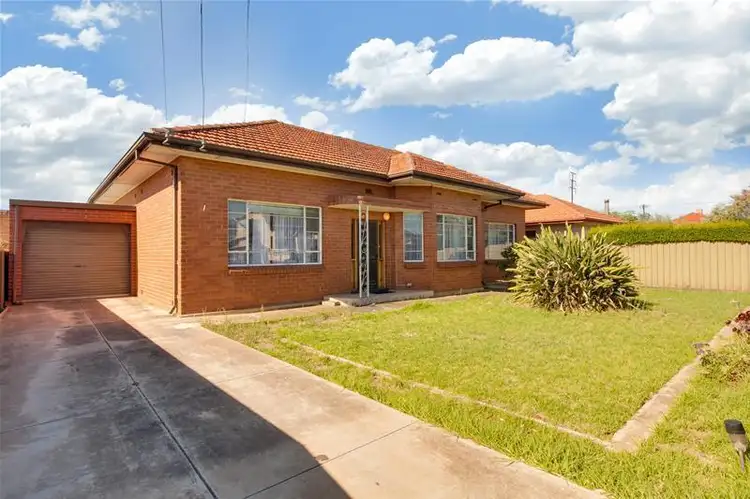 4 Seaton Terrace, Seaton SA 5023