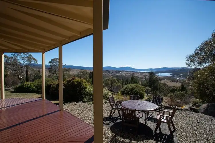 14 Lakewood Drive, Jindabyne NSW 2627