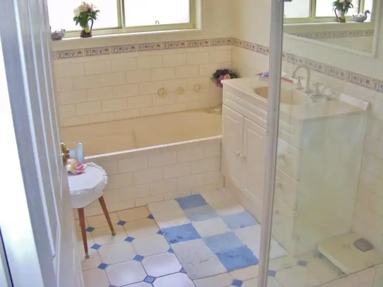 Sixth view of Homely house listing, 11 Henley Close, Kyabram VIC 3620