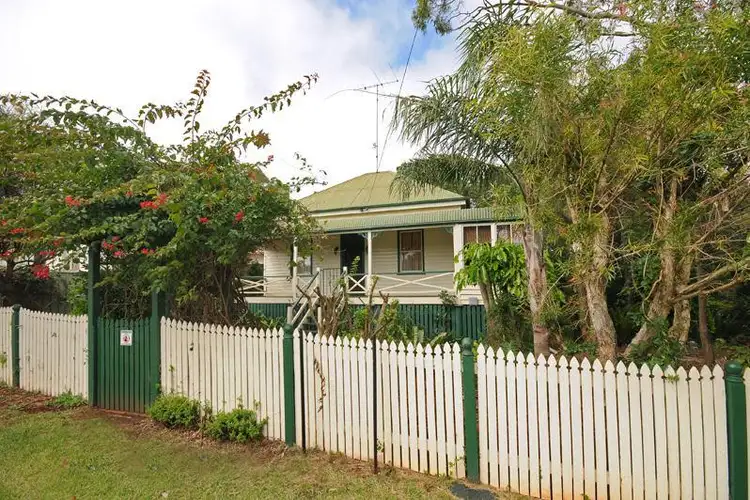 8 Cooper Street, South Toowoomba QLD 4350