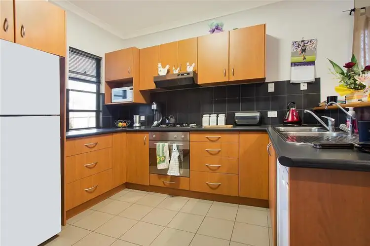Fifth view of Homely house listing, 10 Talbot Court, Nickol WA 6714
