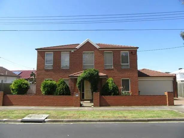 30 Alameda Avenue, Maribyrnong VIC 3032