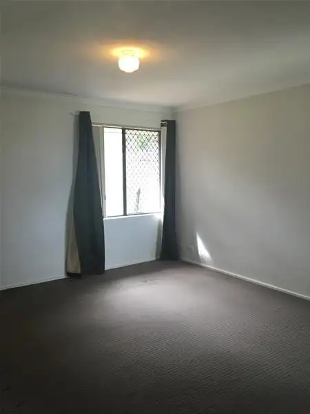 Second view of Homely house listing, 5 Leucosia  Court, Heathridge WA 6027