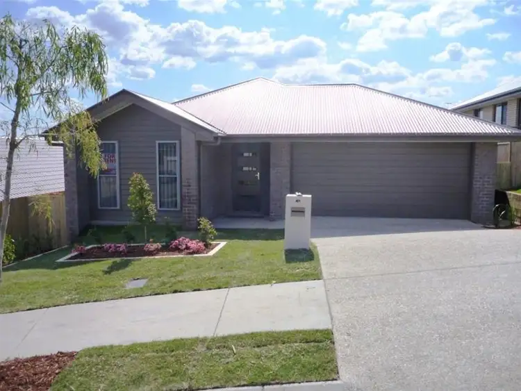 11 Daisy Street, Springfield Lakes QLD 4300