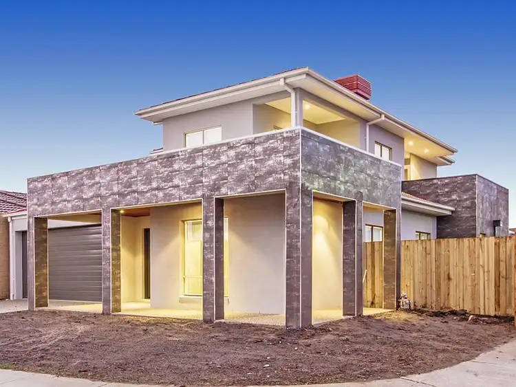 84 Fongeo Drive, Point Cook VIC 3030