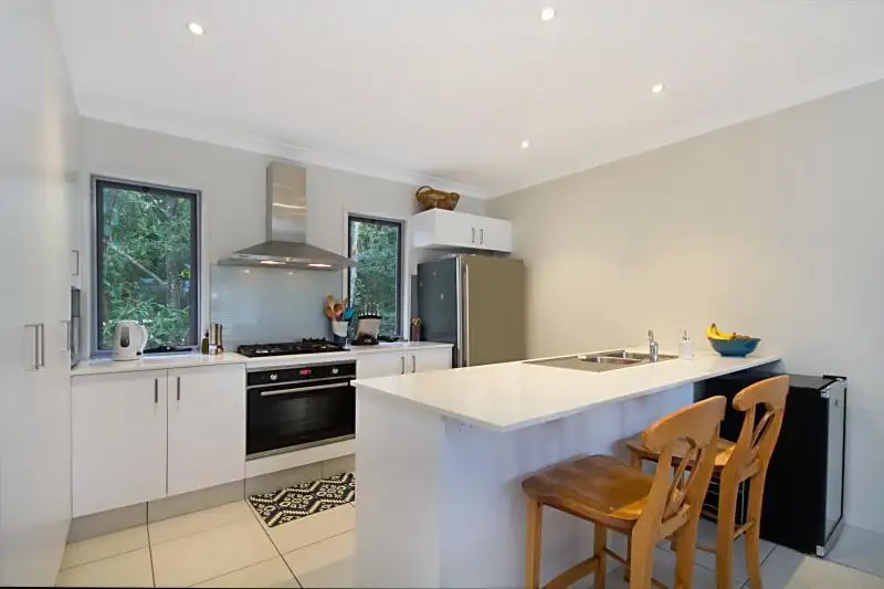 Main view of Homely unit listing, 2/25 Brooke Avenue, Palm Beach QLD 4221
