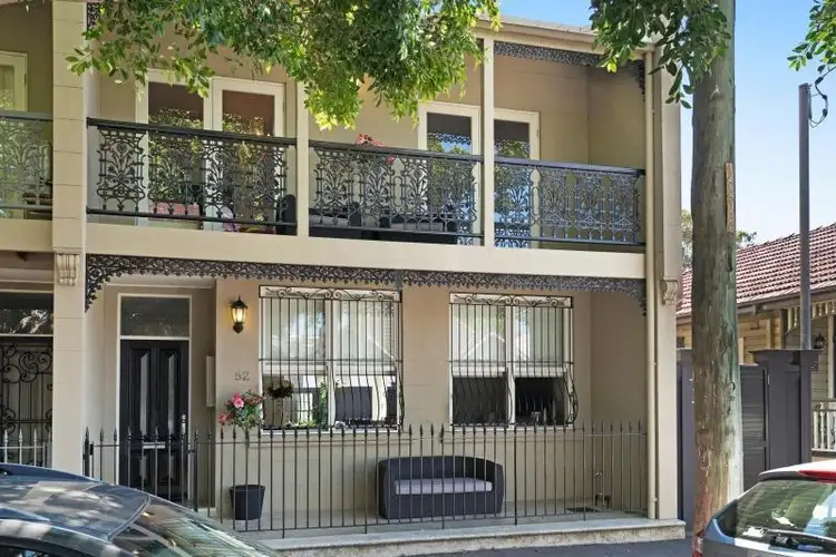52 Bruce Street, Cooks Hill NSW 2300