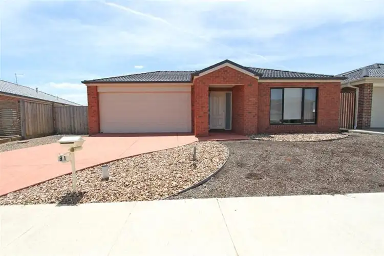 91 Arnolds Creek Boulevard, Melton West VIC 3337