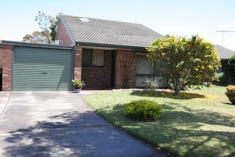 25 jacksons Road, Chelsea VIC 3196