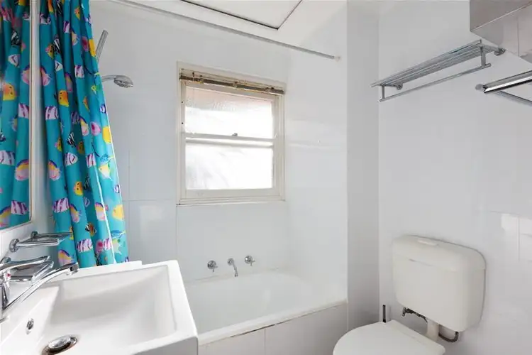 Fifth view of Homely unit listing, 6/33 Park Street, Narrabeen NSW 2101