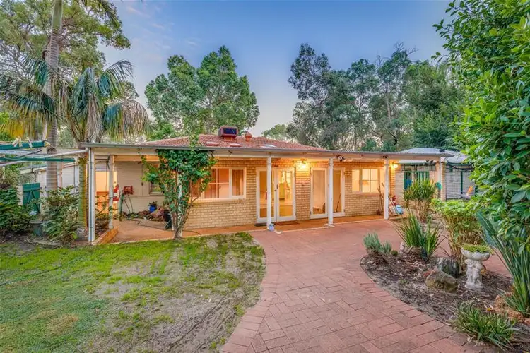2 Tyers Road, Roleystone WA 6111