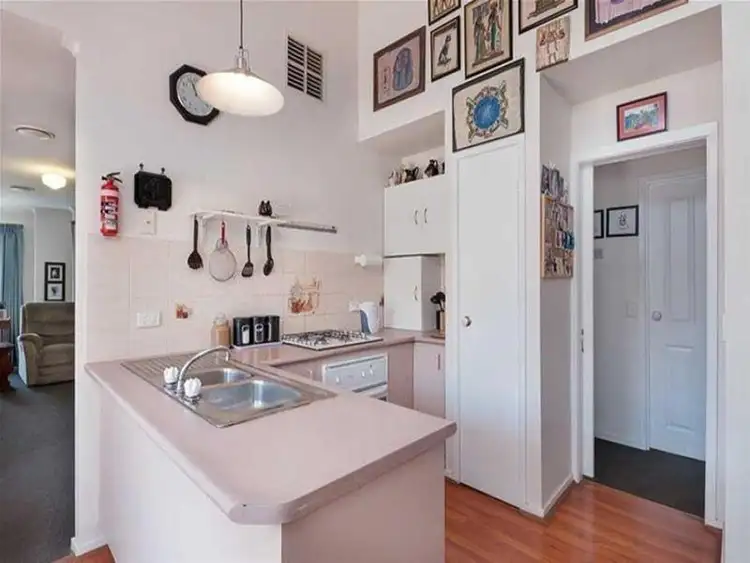 Seventh view of Homely house listing, 35 Sorbonne Drive, Sunbury VIC 3429