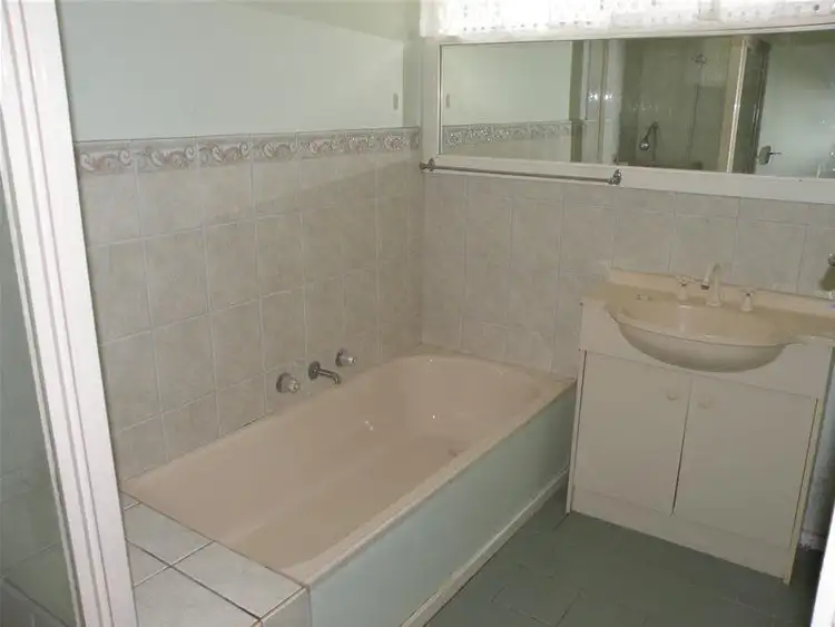 Fifth view of Homely house listing, 25 Altair Avenue, Lara VIC 3212