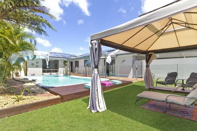 12 Sequoia Close, Elanora QLD 4221