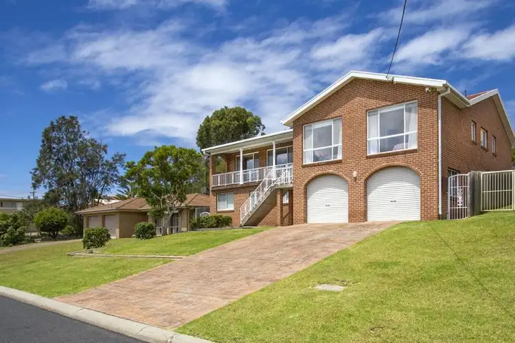 14 Sylvan Street, Malua Bay NSW 2536