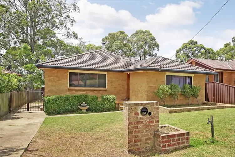 32 Berallier Drive, Camden South NSW 2570