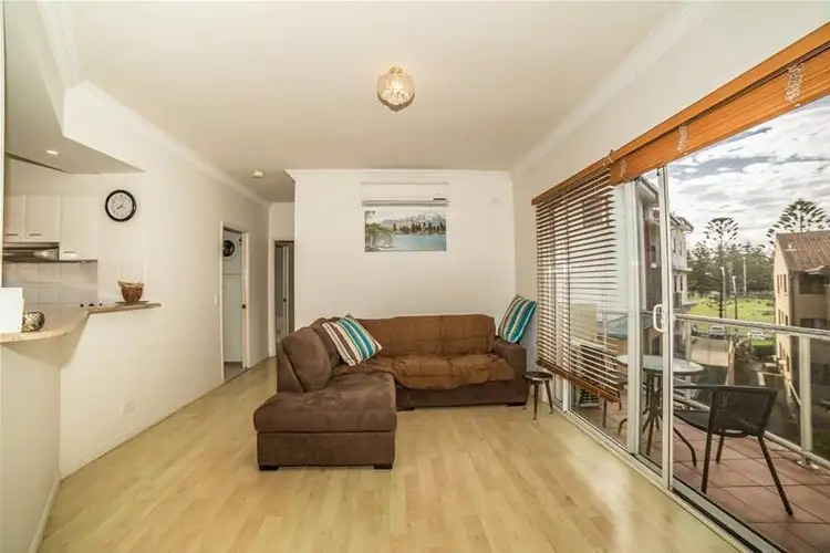 Fourth view of Homely apartment listing, 5/4 St Kilda Avenue, Broadbeach QLD 4218